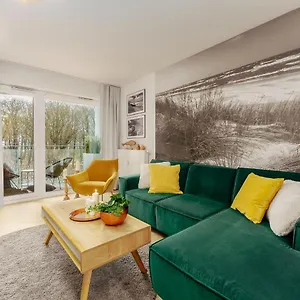 Apartment Chilliapartamenty - Nadmorskie Tarasy - Morski Z Dostepem Do Basenu, Kolberg